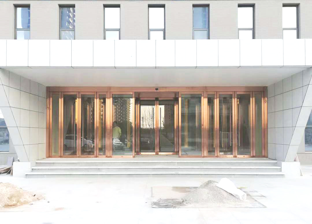 自動門維修施工現(xiàn)場實拍