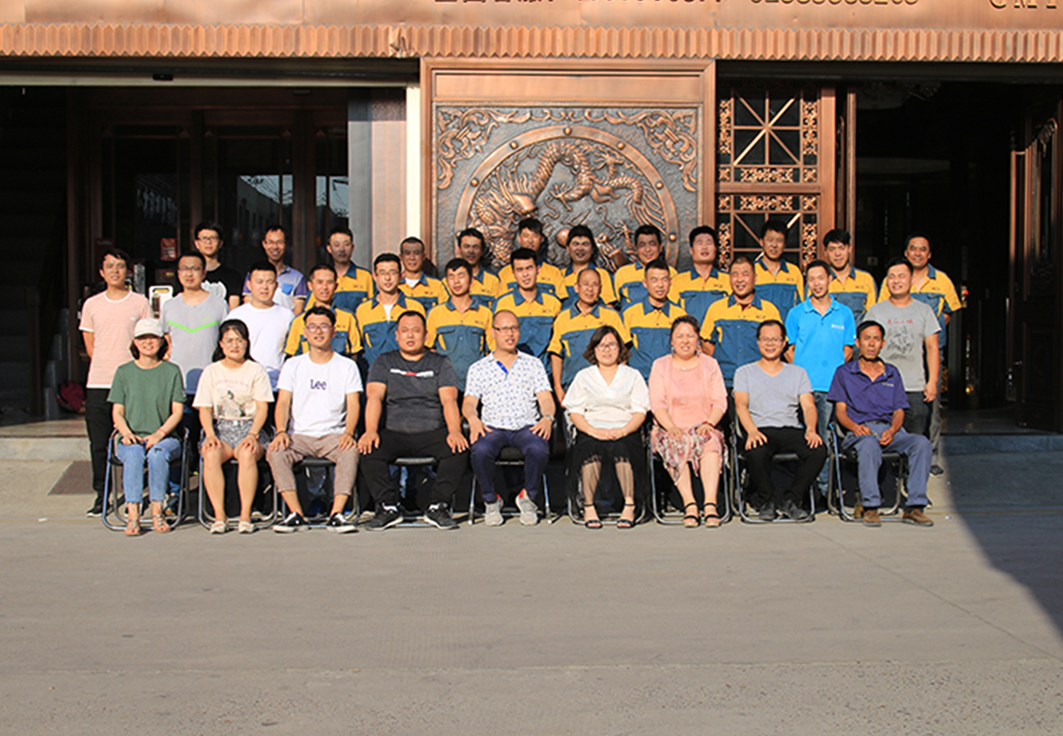 天卓自動門員工集體合