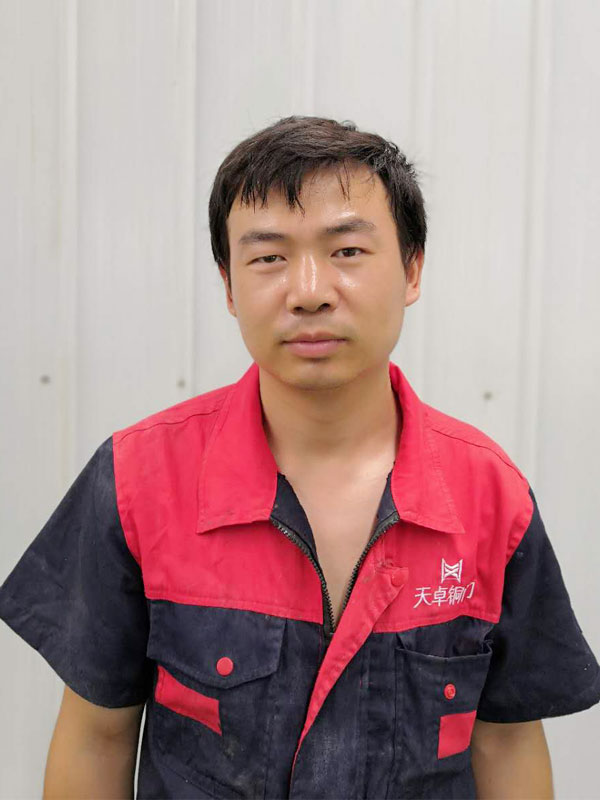 天卓自動(dòng)門(mén)維修郭光輝師傅