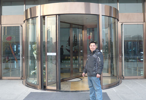 咸陽某售樓部自動門維修現場