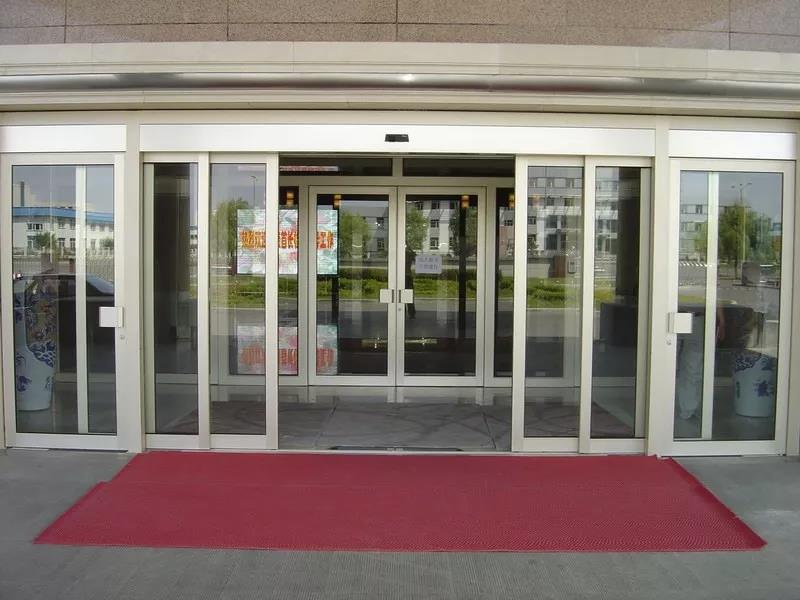 <a href=https://xinghuofengchuan.com/hotel/ target=_blank class=infotextkey>酒店自動門</a>