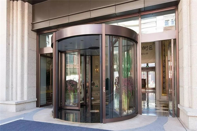 蓋澤<a href=https://xinghuofengchuan.com/xuanzhuan/ target=_blank class=infotextkey>自動旋轉(zhuǎn)門</a>TSA365